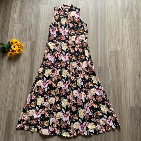 1990s Ann Taylor Floral Rayon Keyhole Shift Sundress Dress - Picture 2 of 7